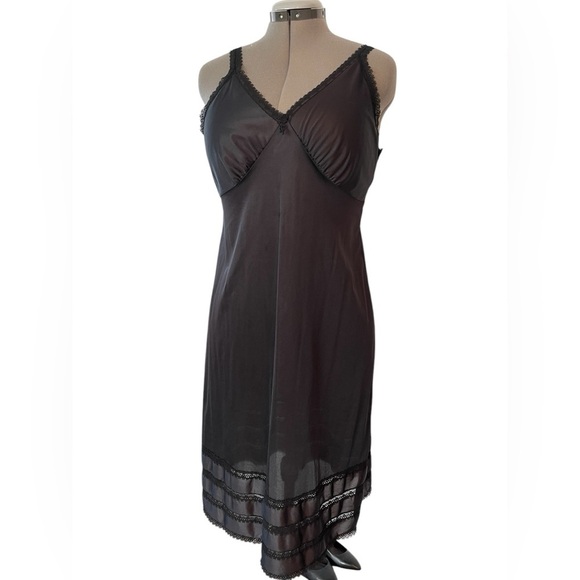 Vintage Sears Black Lace Nylon Slip Dress 38 Midi 70s 80s Whimsigoth Tiered Hem - Picture 1 of 10